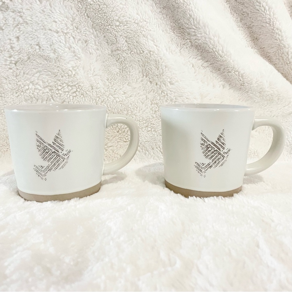Target Hearth and Hand Stoneware Christmas Dove Mug set NWT